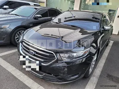 2016 Ford Taurus