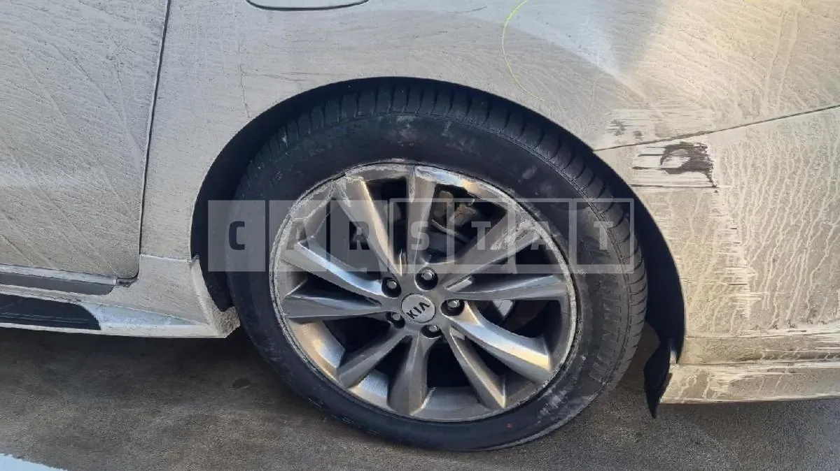 Photo 2 of 26: 2018 Kia Carnival High Limousine, VIN KNAME81ABKS503063 — Korean insurance auction