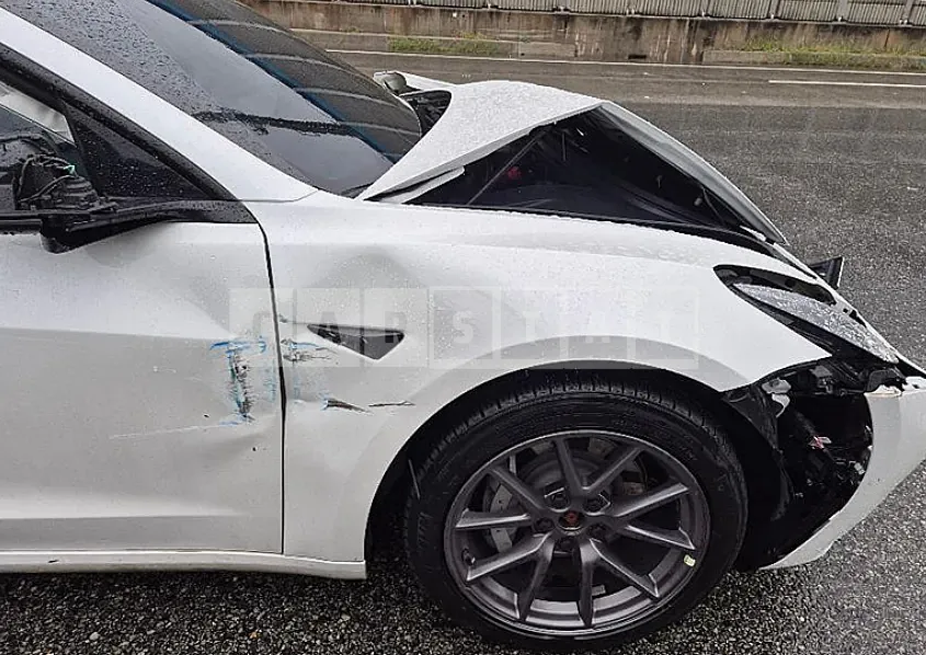 Photo 2 of 9: 2021 Tesla Model 3 Long Range — Korean insurance auction