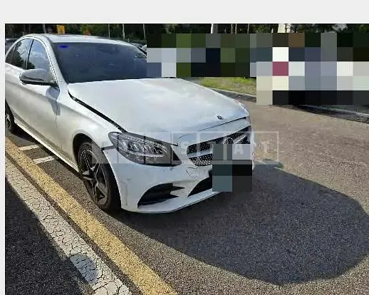 Photo 2 of 28: 2021 Mercedes-Benz C200 — Korean insurance auction