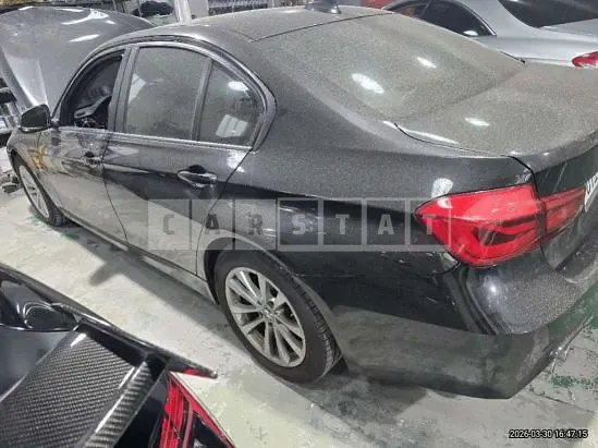 Photo 2 of 16: 2016 BMW 320d, VIN WBA8C5105GK640397 — Korean insurance auction