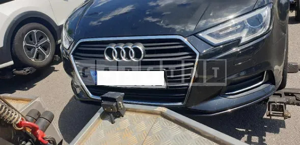 Photo 2 of 6: 2020 Audi I 40TFSI, VIN WAUZZZ8V8LA077695 — Korean insurance auction