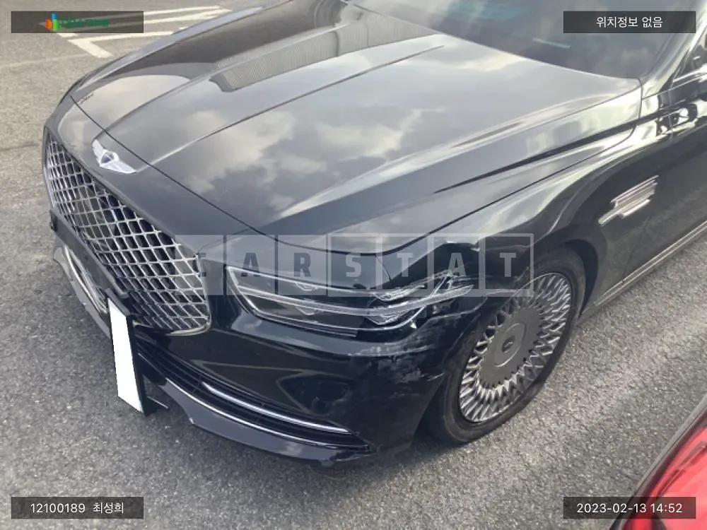 Photo 2 of 31: 2018 Hyundai Genesis /G90, VIN KMHG241DDKU055868 — Korean insurance auction