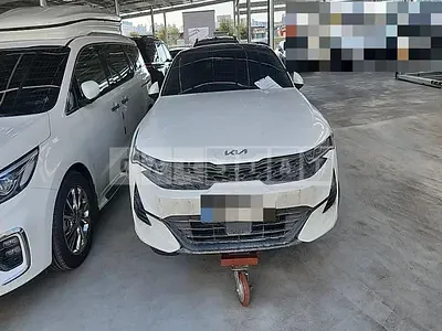 Photo 1 of 12: 2021 Kia K5 2.0 — Korean insurance auction