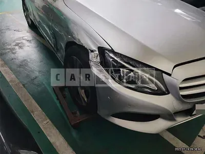 Photo 1 of 8: 2015 Mercedes-Benz C220 d 4Matic — Korean insurance auction