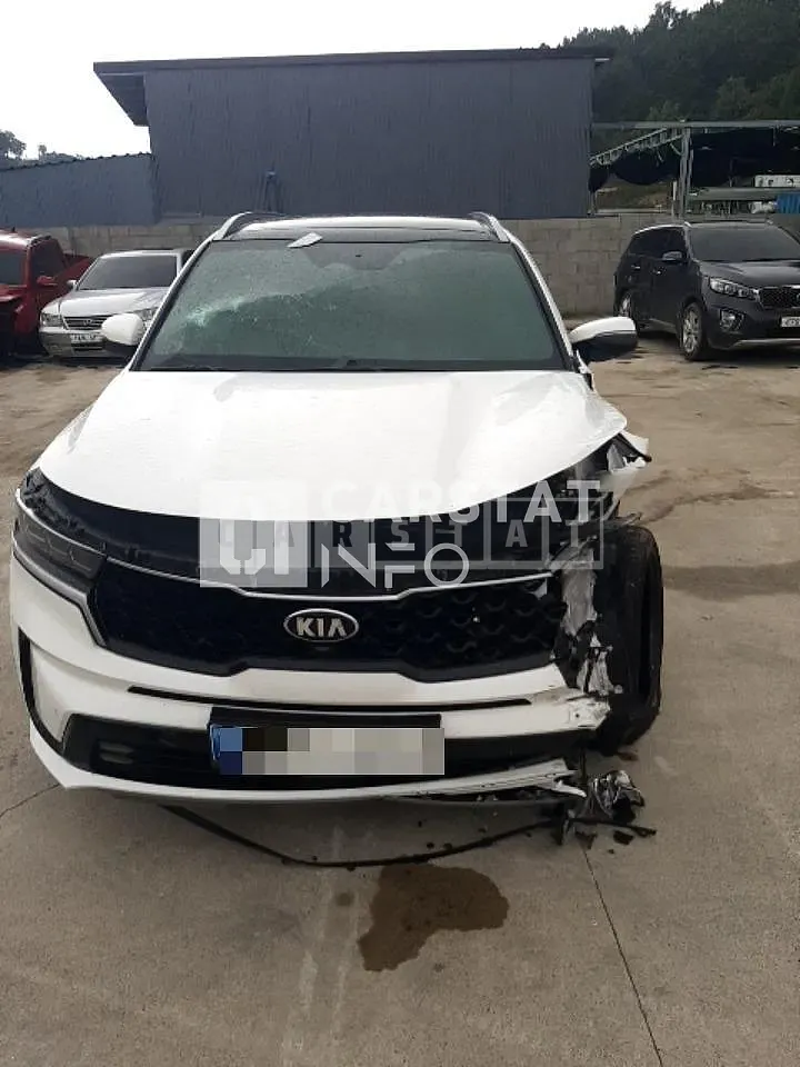 Photo 2 of 50: 2021 Kia Sorento, VIN KNARK81BHMA012892 — Korean insurance auction