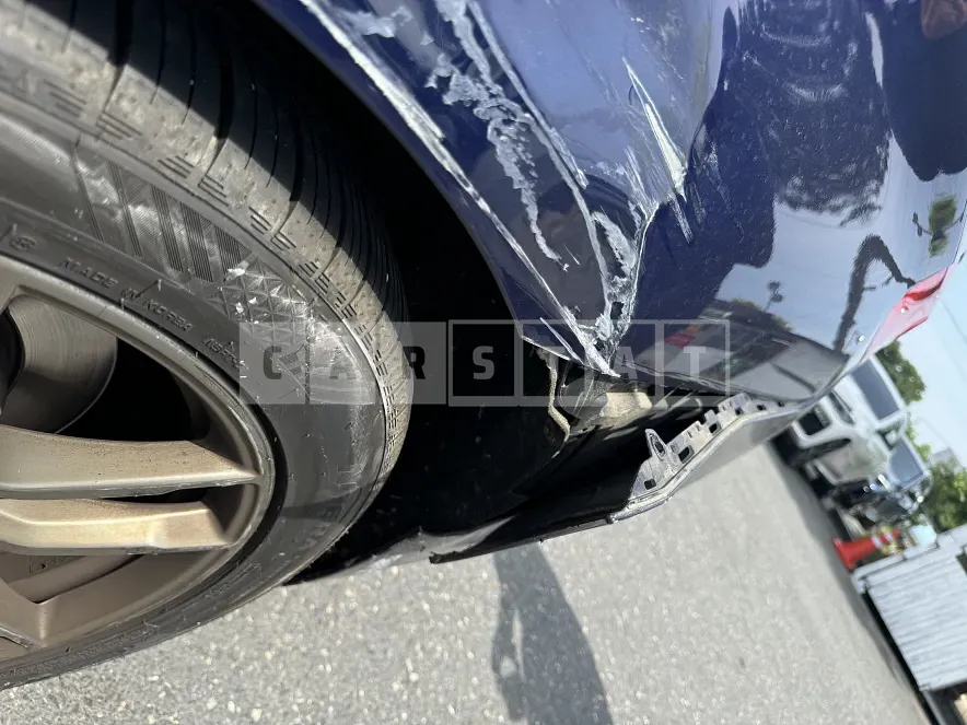 Photo 2 of 12: 2018 BMW 520d xDrive — Korean insurance auction