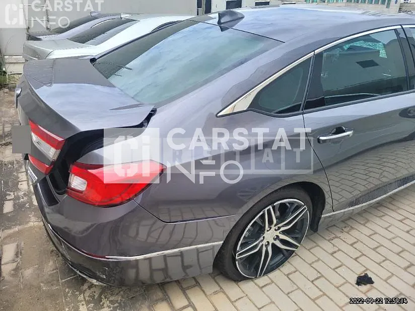 Photo 2 of 11: 2021 Honda Accord Hybrid — Korean insurance auction