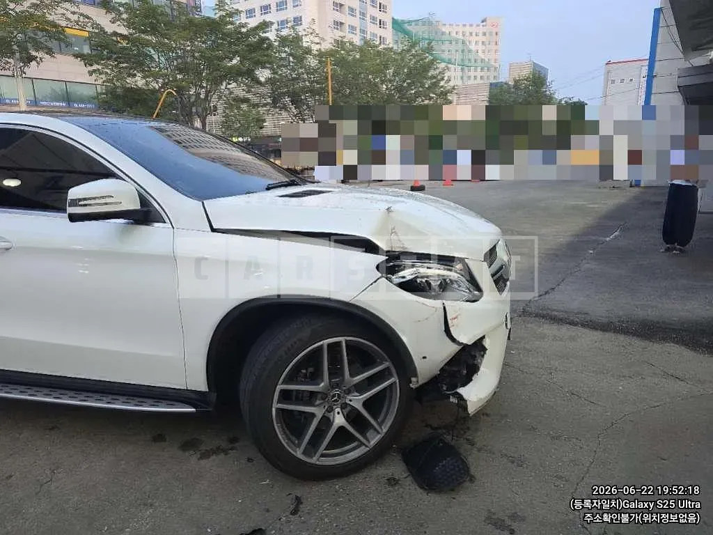 Photo 2 of 41: 2018 Mercedes-Benz GLE350 d 4Matic Coupe — Korean insurance auction