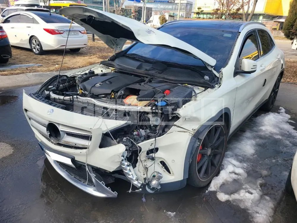 Photo 2 of 10: 2017 Mercedes-Benz GLA200d 4Matic, VIN WDCTG0CBXHJ289300 — Korean insurance auction