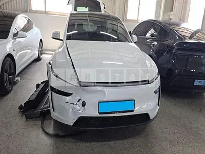 2025 Tesla Model Y RWD