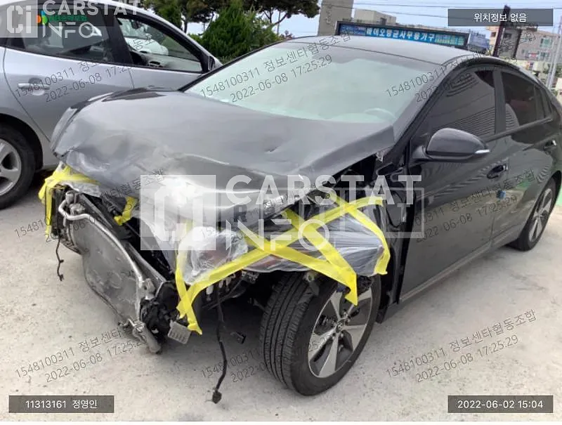 Photo 2 of 9: 2016 Hyundai Ionic Electric, VIN KMHC851HFHU004230 — Korean insurance auction