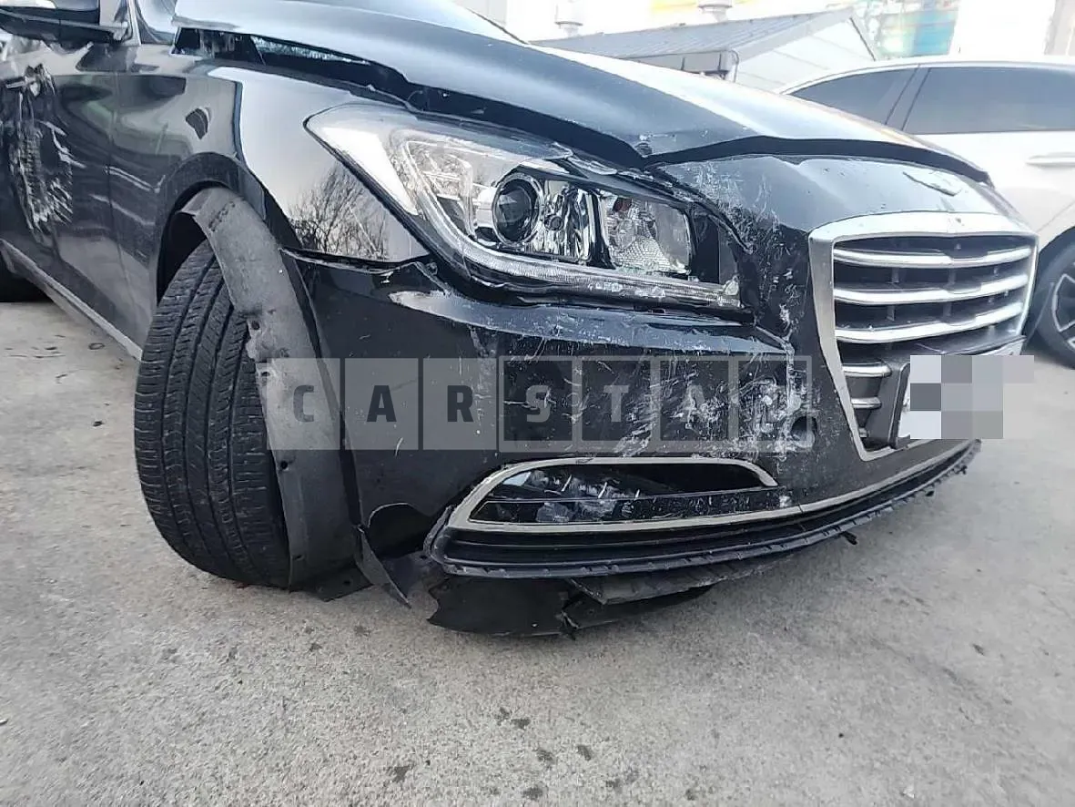 Photo 2 of 15: 2016 Genesis Dh — Korean insurance auction