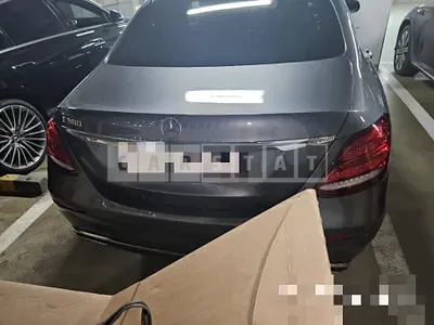 Photo 1 of 61: 2020 Mercedes-Benz E300 — Korean insurance auction