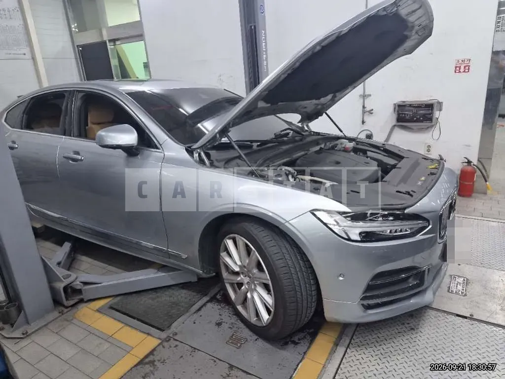 Photo 2 of 21: 2018 Volvo S90T5 — Korean insurance auction