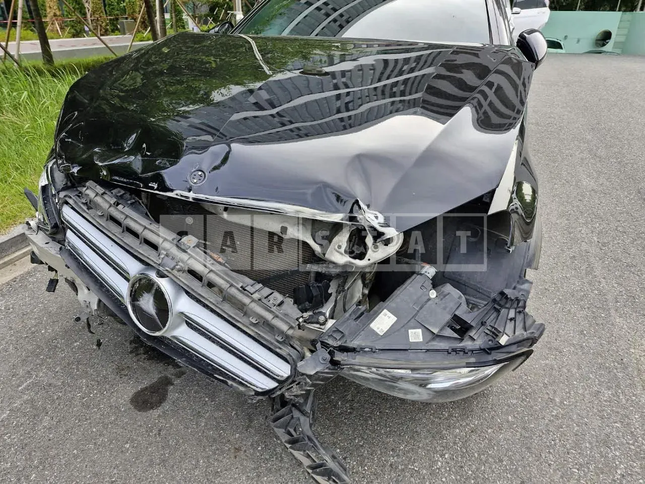Photo 2 of 22: 2020 Mercedes-Benz E300 4Matic, VIN W1KZF4KB7LA804540 — Korean insurance auction
