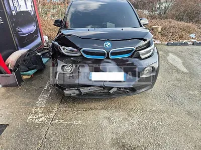 Photo 1 of 18: 2015 BMW i3 — Korean insurance auction