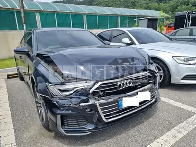 Photo 1 of 13: 2022 Audi A6 45 Tfs I — Korean insurance auction