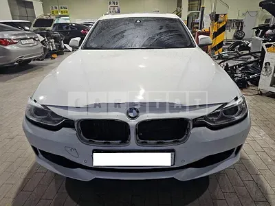 Photo 1 of 24: 2015 BMW 320d, VIN WBA3D3109FK585222 — Korean insurance auction