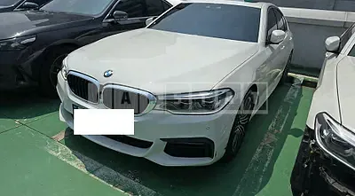 Photo 1 of 10: 2019 BMW 530i xDrive M Sport Package Plus — Korean insurance auction