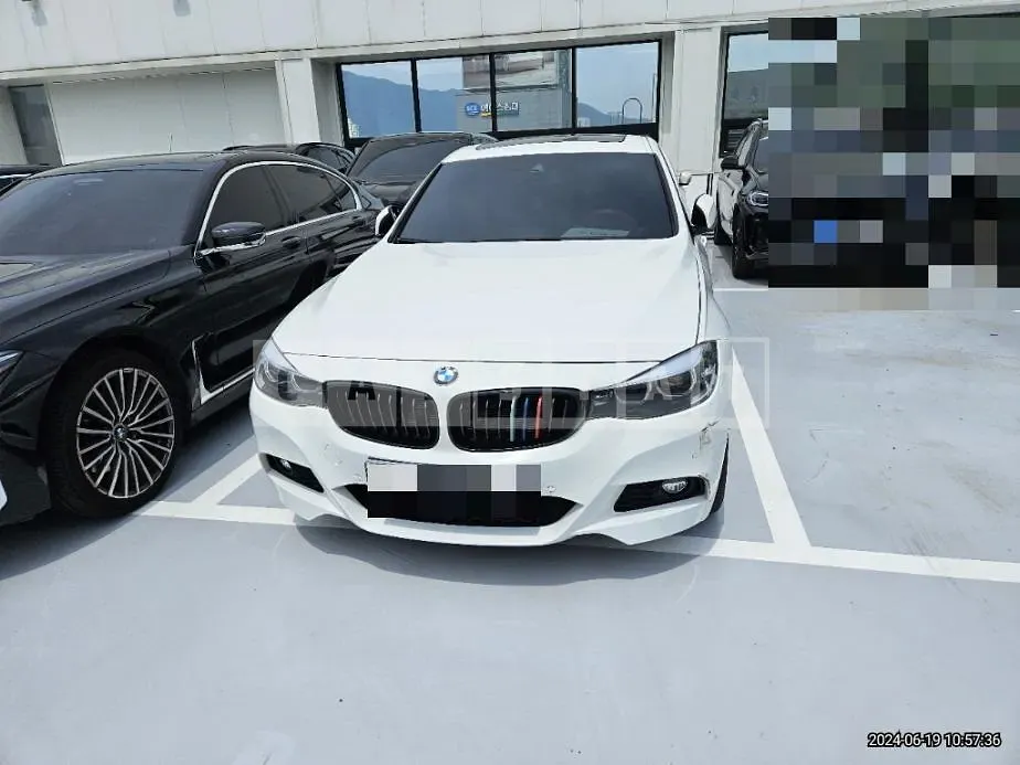 Photo 2 of 2: 2020 BMW (parts) 320d Gran Turismo Headlamp — Korean insurance auction