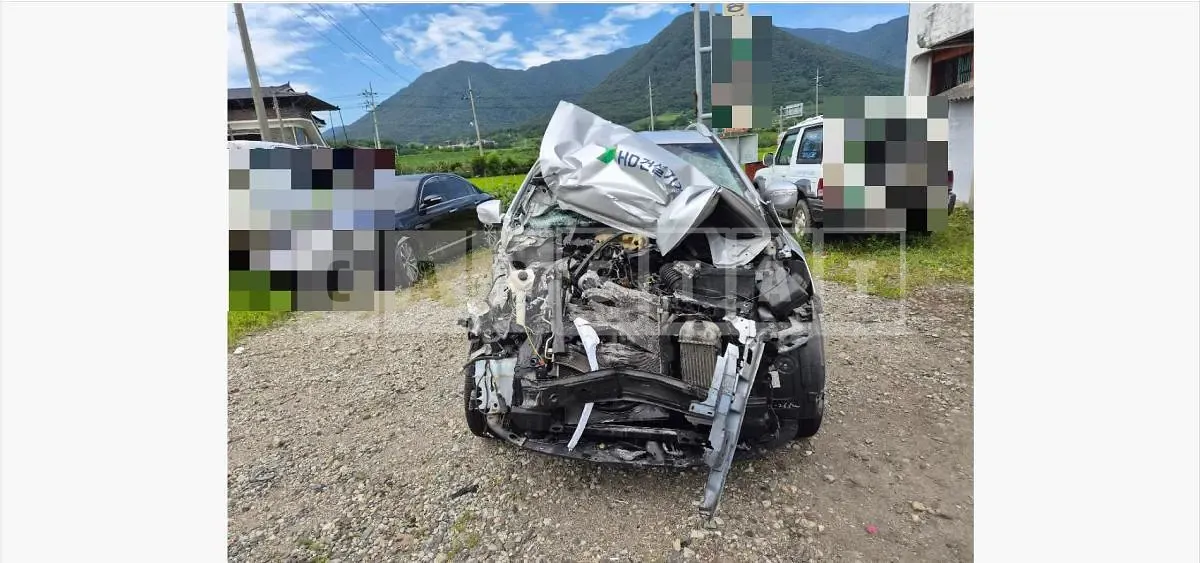 Photo 2 of 7: 2015 Hyundai Tucson ix 4WD — Korean insurance auction