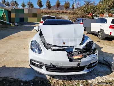 Photo 1 of 25: 2018 Porsche Panamera 4S, VIN WP0AB2979JL136718 — Korean insurance auction
