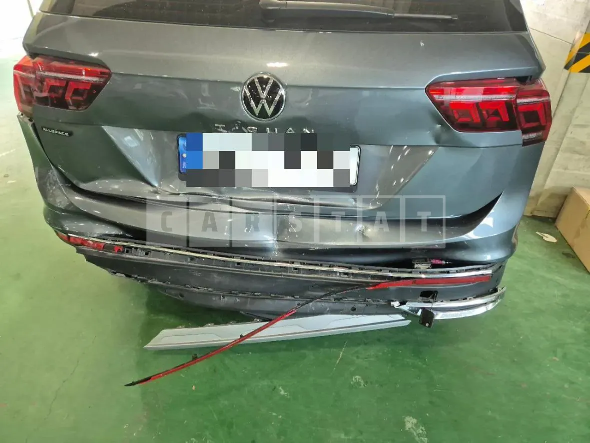 Photo 2 of 34: 2024 Volkswagen Tiguan All Space — Korean insurance auction
