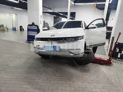 Photo 1 of 45: 2022 Hyundai IONIQ 5 Long Range, VIN KMHKR81CPNU071778 — Korean insurance auction
