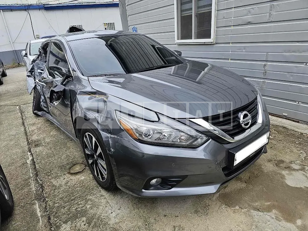 Photo 2 of 14: 2018 Nissan Altima 2.5, VIN 1N4AL3AP9JC222602 — Korean insurance auction