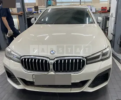 Photo 1 of 8: 2022 BMW 530i, VIN WBA71BH02NWX61478 — Korean insurance auction