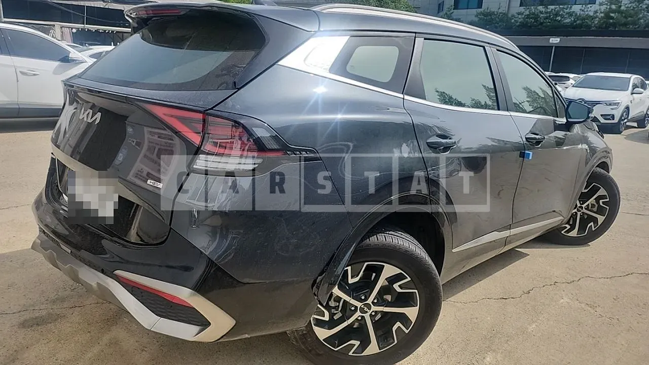 Photo 2 of 23: 2024 Kia Sportage Hybrid, VIN KNAPW81GBRK189461 — Korean insurance auction