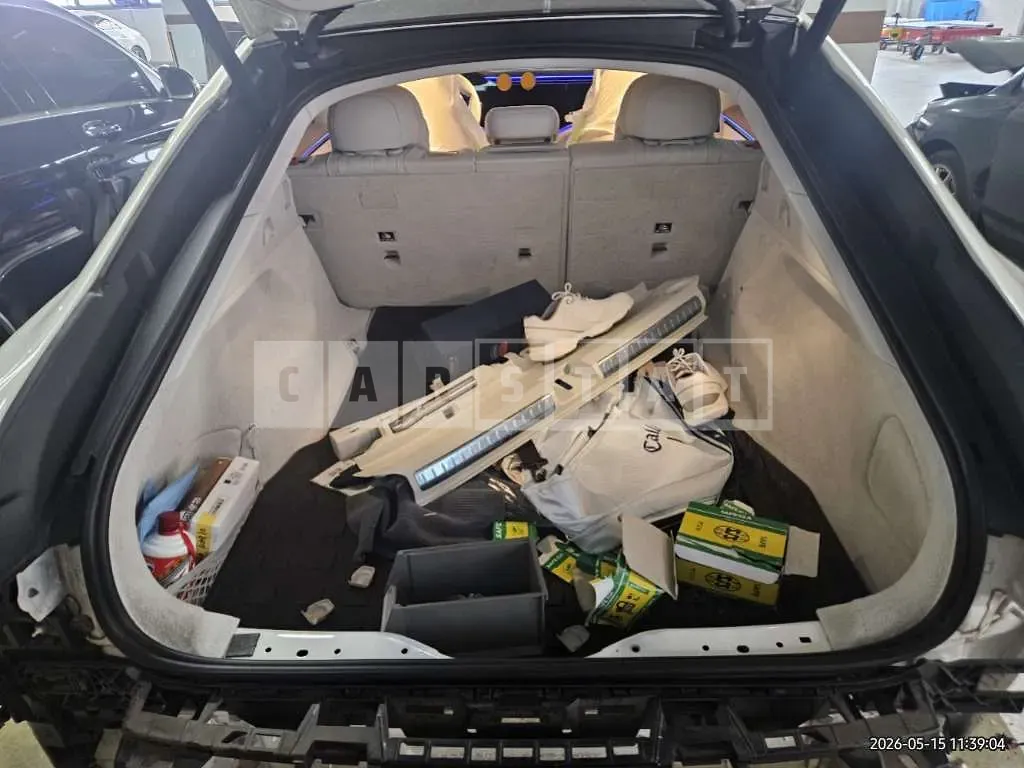 Photo 2 of 23: 2022 Mercedes-Benz EQS450 + — Korean insurance auction