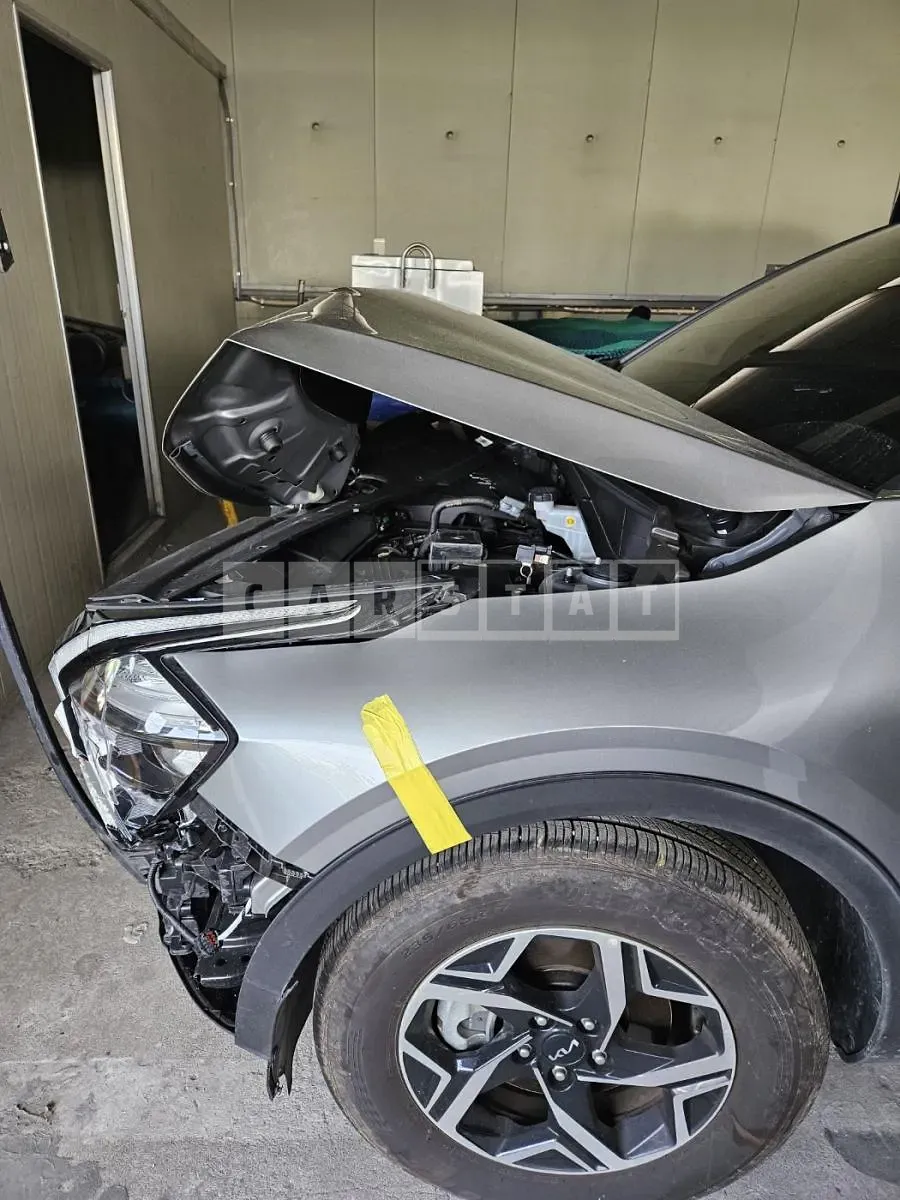 Photo 2 of 11: 2024 Kia Sportage LPG — Korean insurance auction