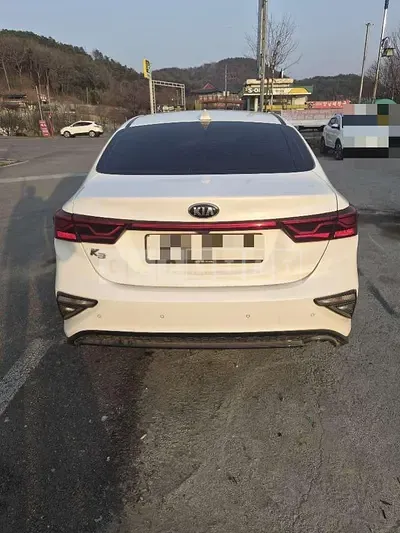 Photo 1 of 7: 2018 Kia Kz — Korean insurance auction