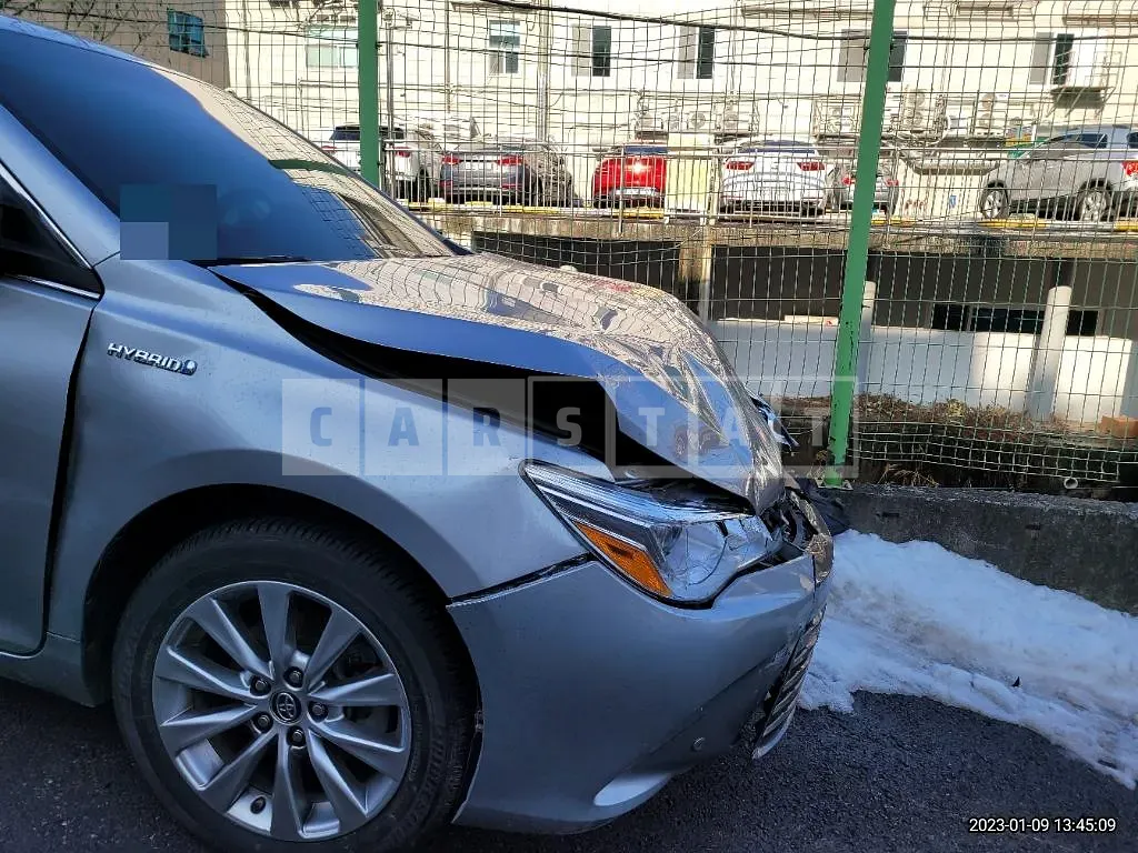 Photo 2 of 21: 2015 Toyota Camry Hybrid — Korean insurance auction