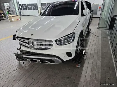 Photo 1 of 11: 2021 Mercedes-Benz GLC300e 4Matic, VIN W1N0G5DB5MF874070 — Korean insurance auction