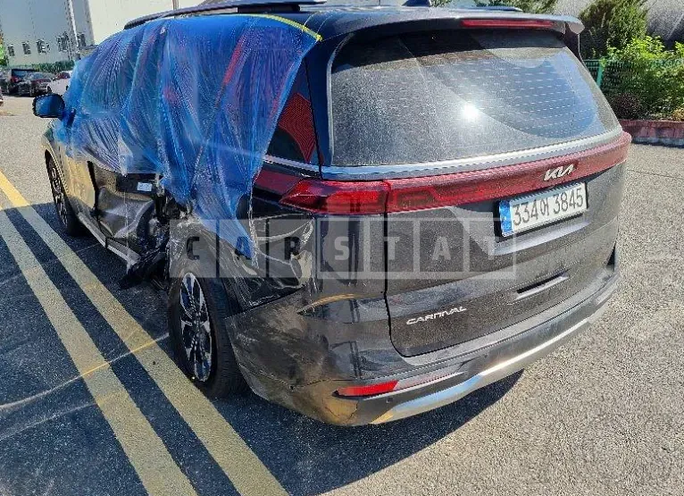 Photo 2 of 26: 2022 Kia Carnival, VIN KNANC81BBNS163764 — Korean insurance auction