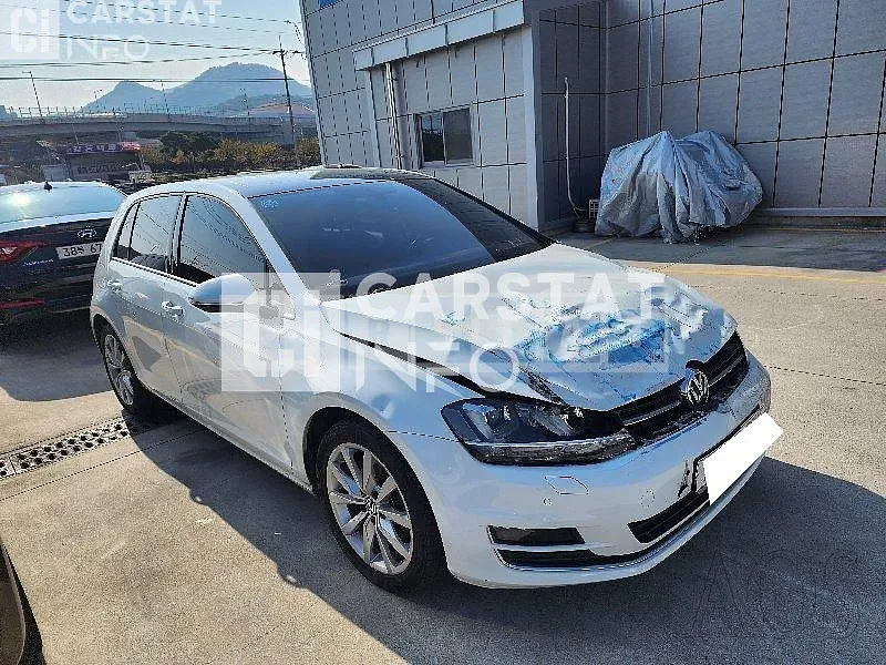 Photo 2 of 14: 2016 Volkswagen Golf, VIN WVWZZZAUZGW092000 — Korean insurance auction