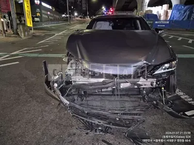 Photo 1 of 18: 2019 Lexus ES300h — Korean insurance auction