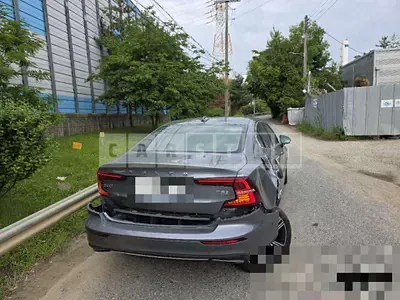 Photo 1 of 9: 2019 Volvo S60T5 — Korean insurance auction