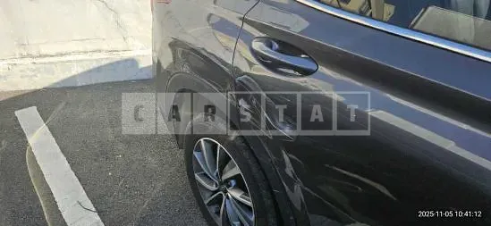 Photo 2 of 17: 2019 Hyundai Santa Fe, VIN KMHS281ABKU152270 — Korean insurance auction