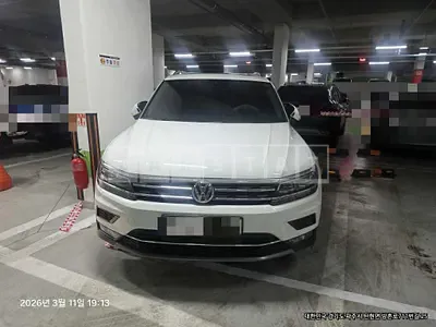 Photo 1 of 15: 2020 Volkswagen Tiguan 2.0 TDI — Korean insurance auction