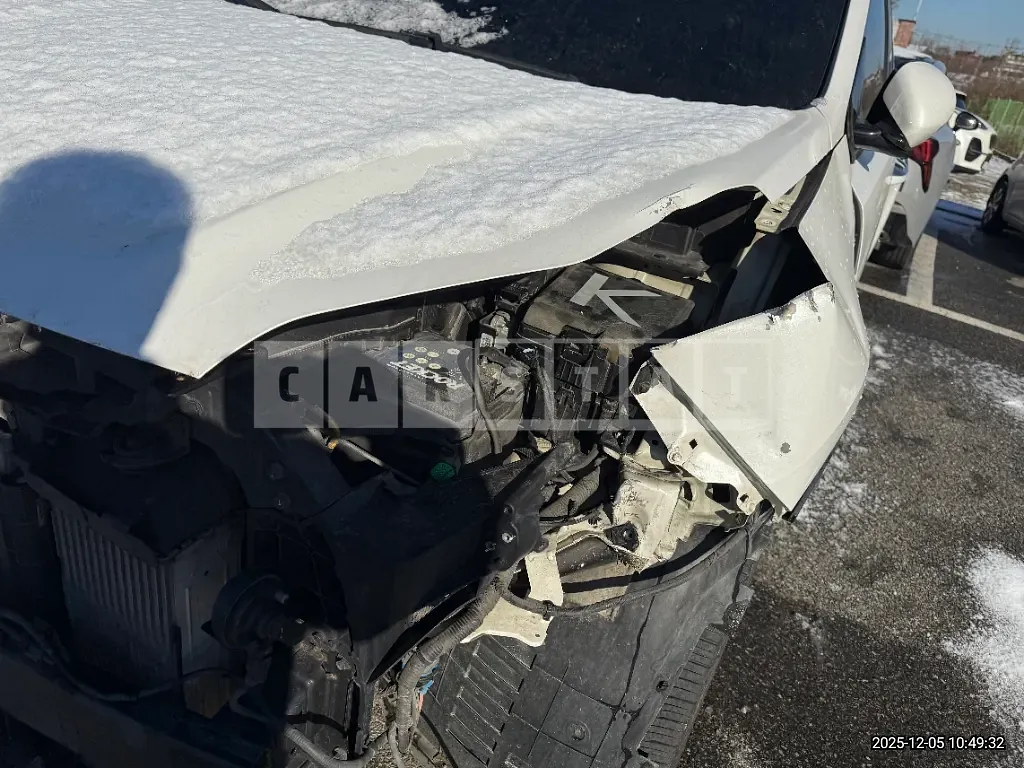Photo 2 of 23: 2017 Kia Sportage — Korean insurance auction