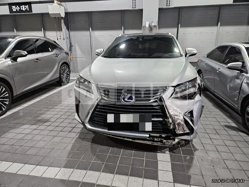 Photo 2 of 41: 2016 Lexus RX450h — Korean insurance auction
