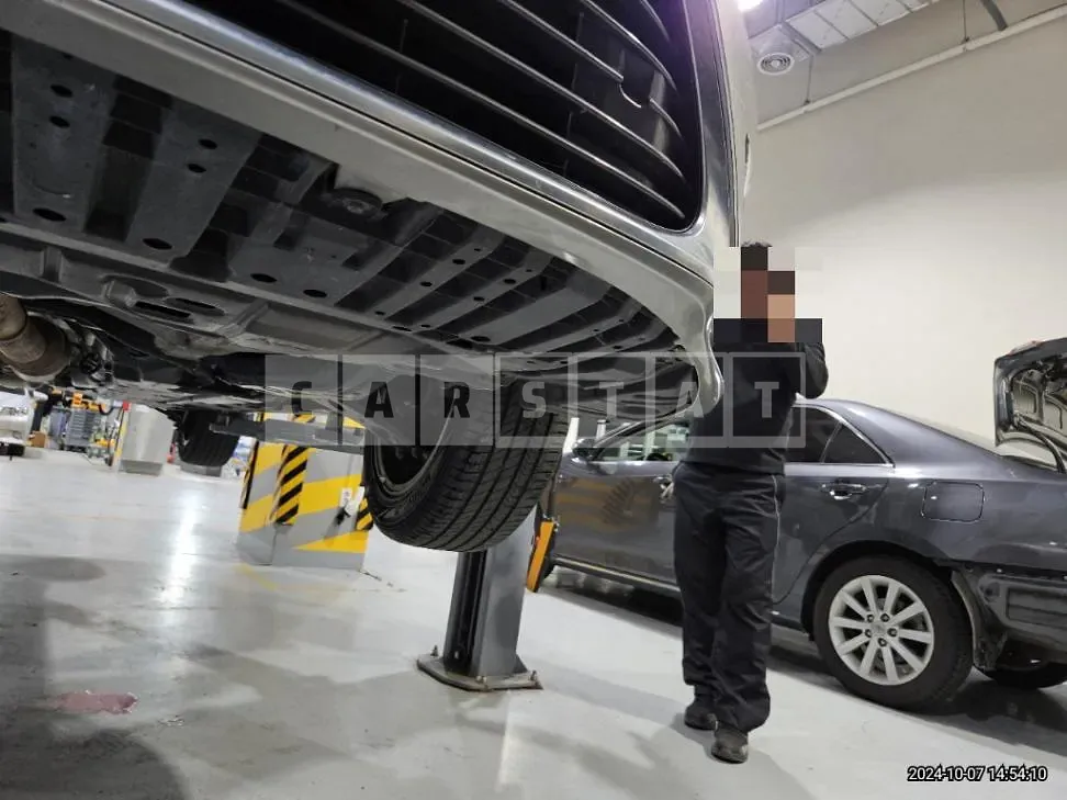 Photo 2 of 26: 2018 Lexus ES300h — Korean insurance auction