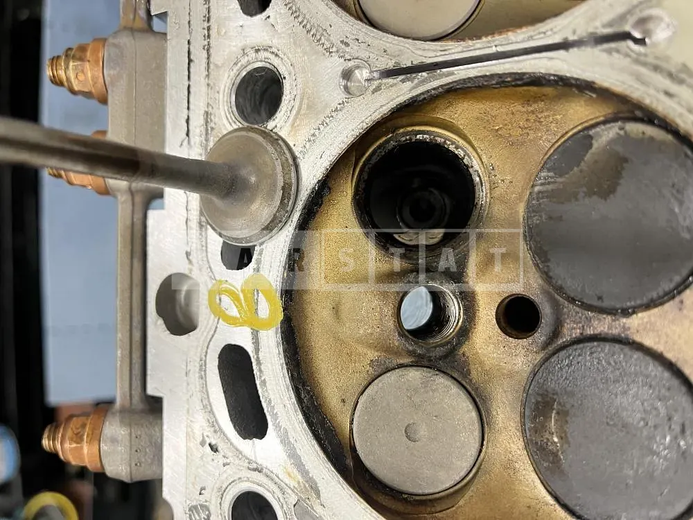 Photo 2 of 3: 2020 Mercedes-Benz Auto Parts /Cylinder Head S560 — Korean insurance auction