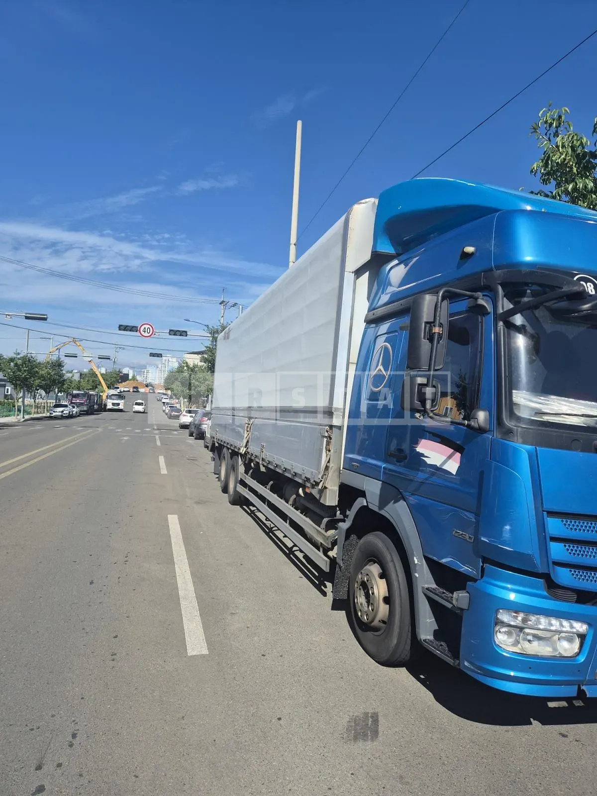 Photo 2 of 3: 2018 Mercedes-Benz Arox 7.5 Ton, VIN WDB967025J0162038 — Korean insurance auction