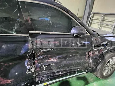 Photo 1 of 21: 2023 Genesis GV80, VIN KMTHA81BDRU189578 — Korean insurance auction
