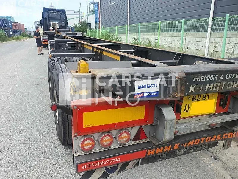 Photo 2 of 5: 2019 BMW Trailer /K1 40FT Gudge Neck Container Chassis, VIN KN9DNEZTZKUBUY089 — Korean insurance auction